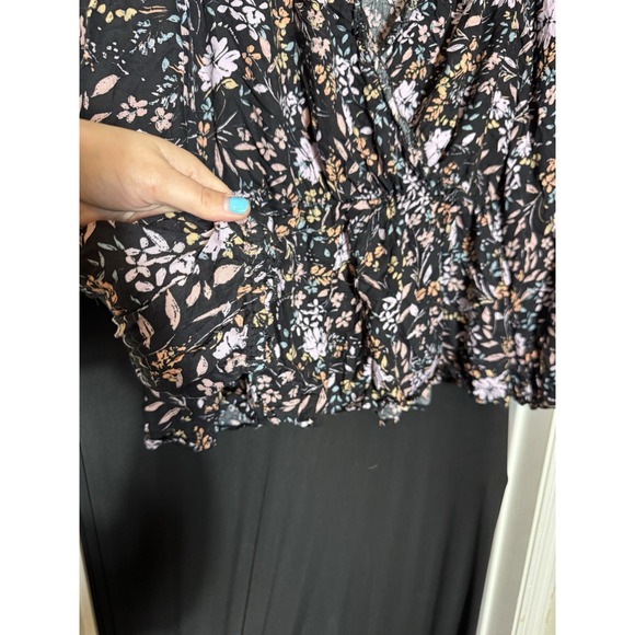 Lane Bryant Boho Cottage Top‎ 14 16 Navy Pink Floral Faux Wrap Peplum Balloon - Picture 3 of 11